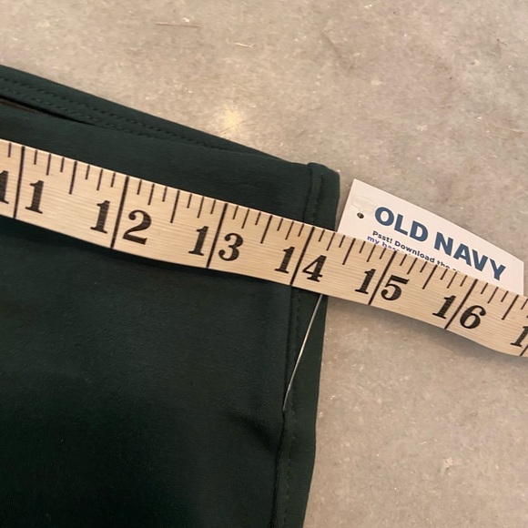 NWT Old Navy Size M Forrest Green Stevie Skinny Leggings Front Seam Stretch - Picture 3 of 10